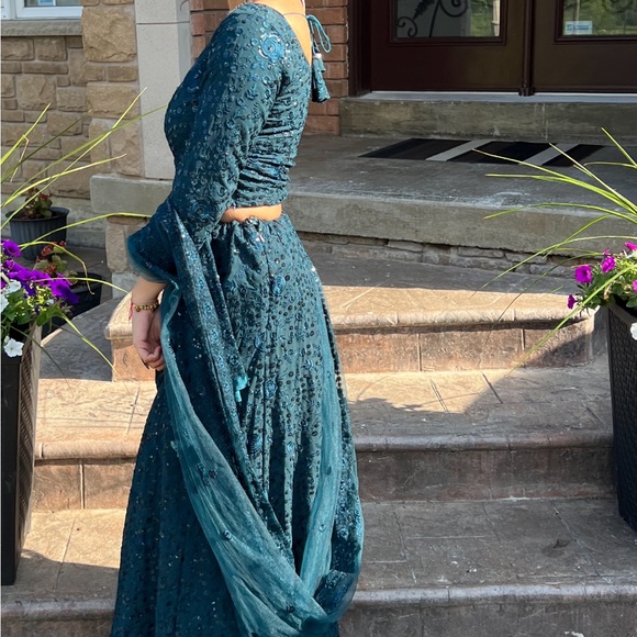 Elegant lengha - Picture 2 of 2